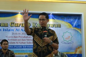 Semangat Perubahan dan Inovasi dalam Pembinaan Guru dan Karyawan Al Azhar Solo Baru Tahun 2025