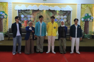 OSIS SMA Islam Al Azhar 7 Sukoharjo Gelar Parade With Alumni