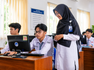 Laboratorium Komputer Modern
