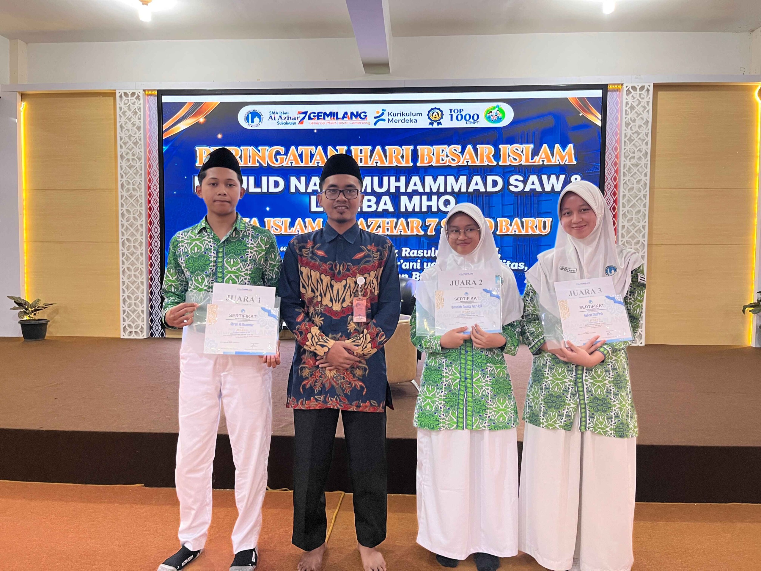 Peringatan Hari Besar Islam (PHBI) Maulid Nabi SAW dan MHQ SMA Islam Al Azhar 7 Solo Baru